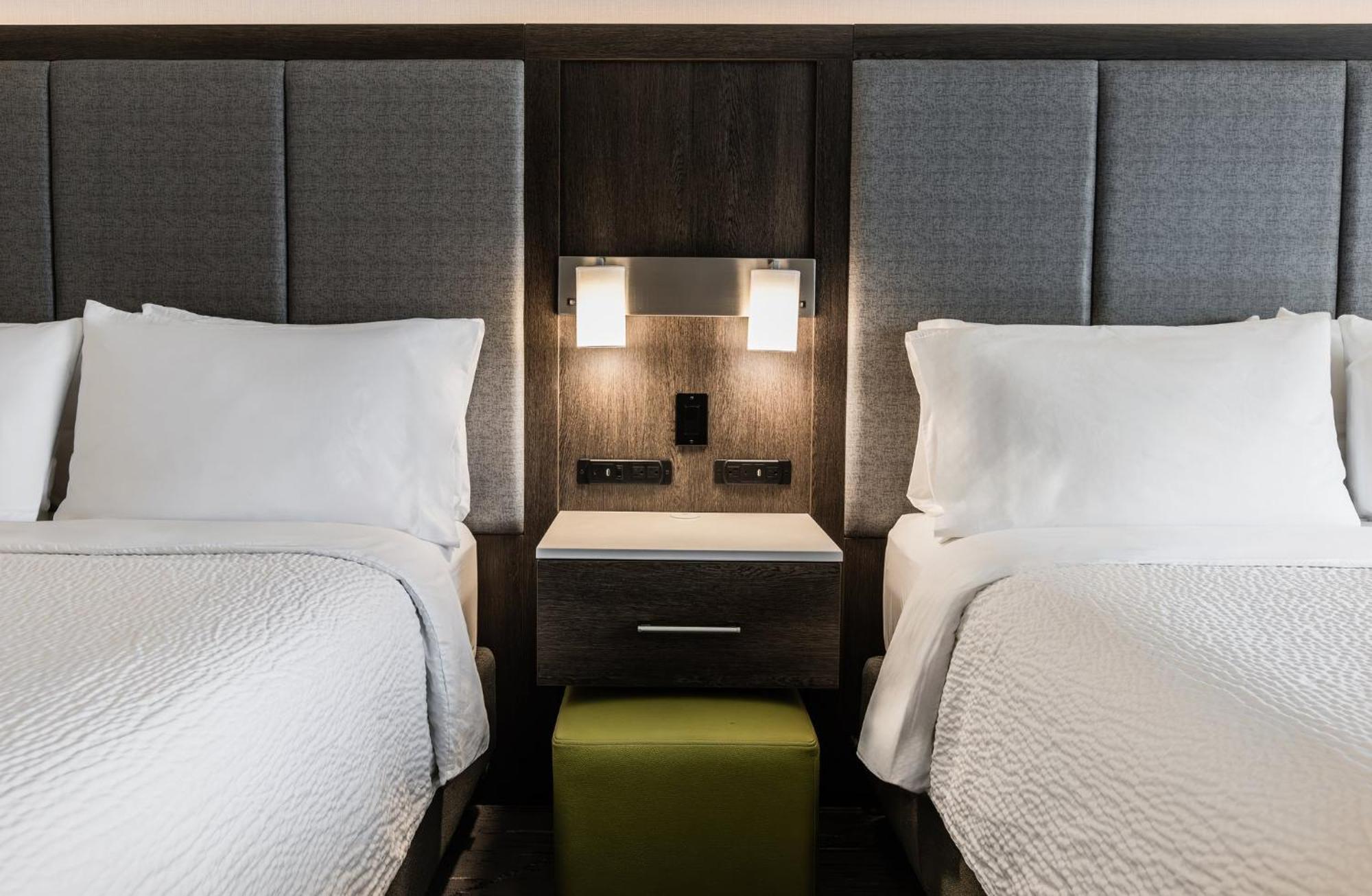 Holiday Inn Express & Suites - Toronto Airport South By Ihg المظهر الخارجي الصورة