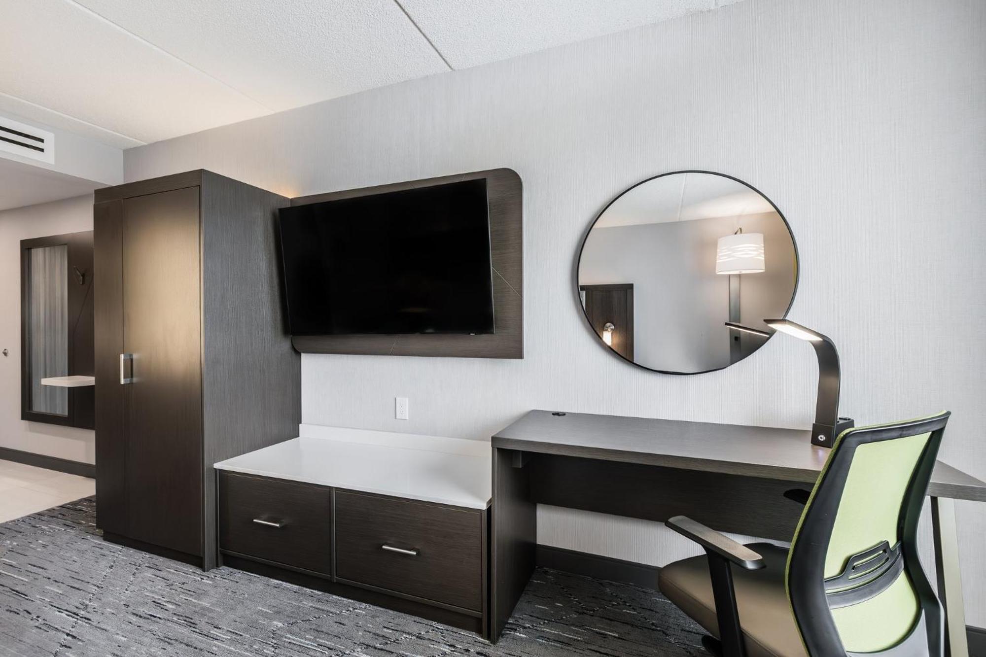 Holiday Inn Express & Suites - Toronto Airport South By Ihg المظهر الخارجي الصورة