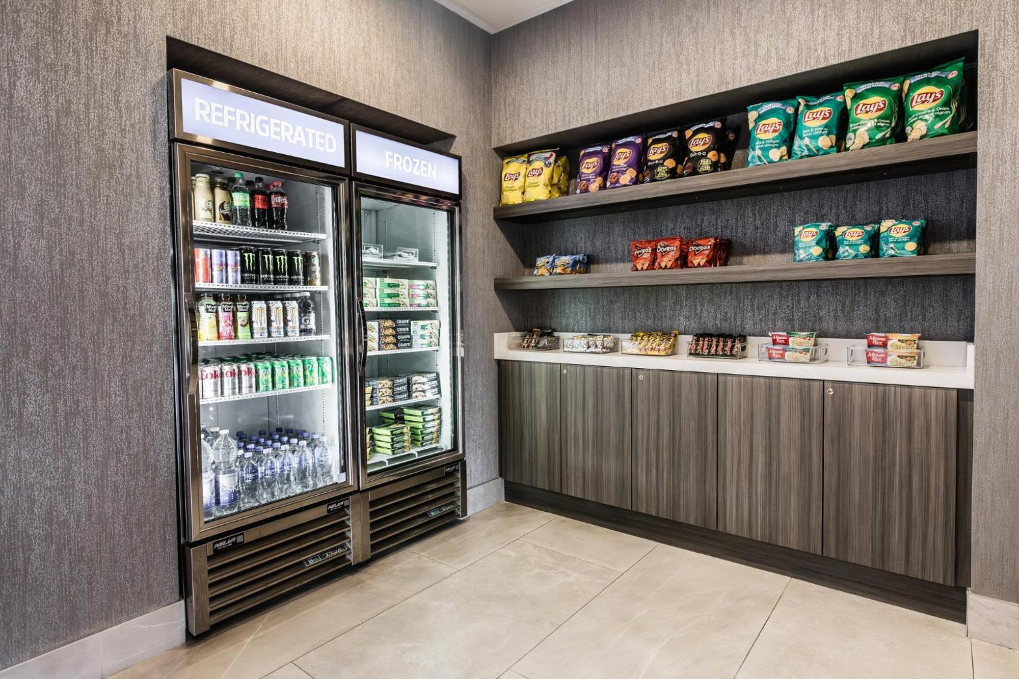Holiday Inn Express & Suites - Toronto Airport South By Ihg المظهر الخارجي الصورة